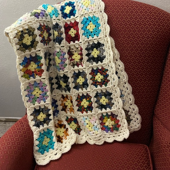 Granny Square Afghan - Picture 3 of 5